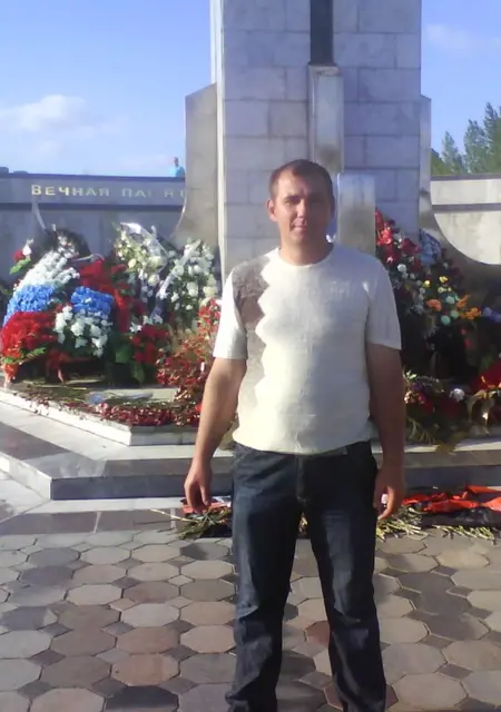 Я Алексей, 41 років, знайомлюсь на одну ніч у Брянке