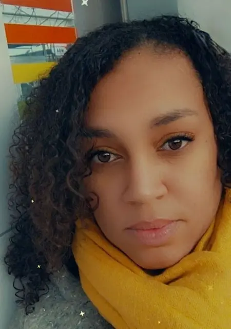 Nini из Парижа, мне 30, познакомлюсь