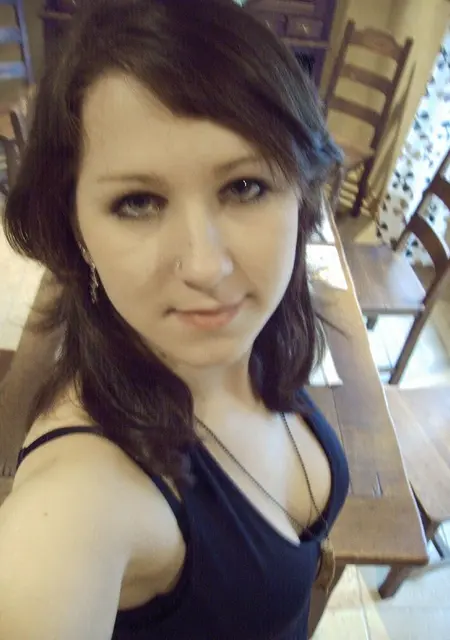 Я Жанна, 30, из Могилёва, ищу знакомство для приятного времяпровождения