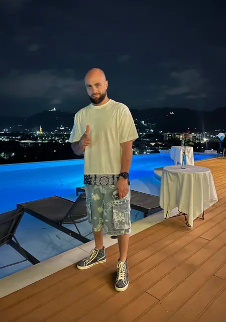 Я Artur, 33, из Бангкока, ищу знакомство для совместных путешествий