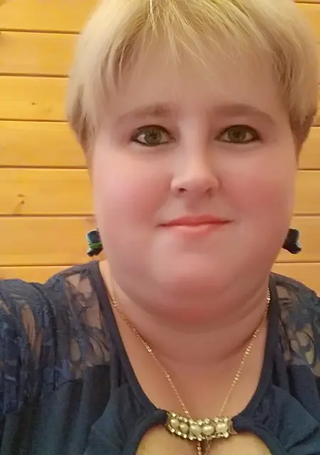 Я Катя, 34, знакомлюсь на одну ночь в Донецке