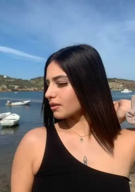 Я Kira, 19, знакомлюсь в Афинах