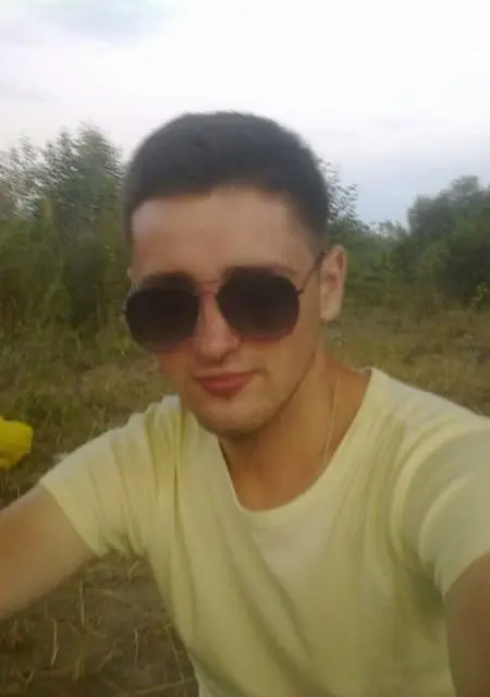 Олександр з Чернівців, мені 33 років, познайомлюсь на одну ніч