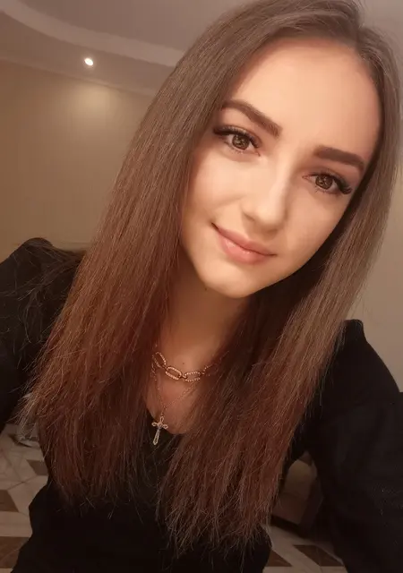 Я Елена, 22, из Одессы, ищу знакомства на одну ночь