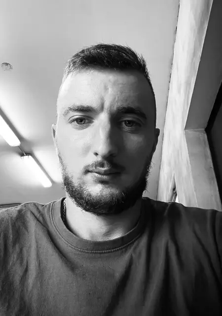 Я Назар, 24, знакомлюсь для постоянных отношений в Литоведшем