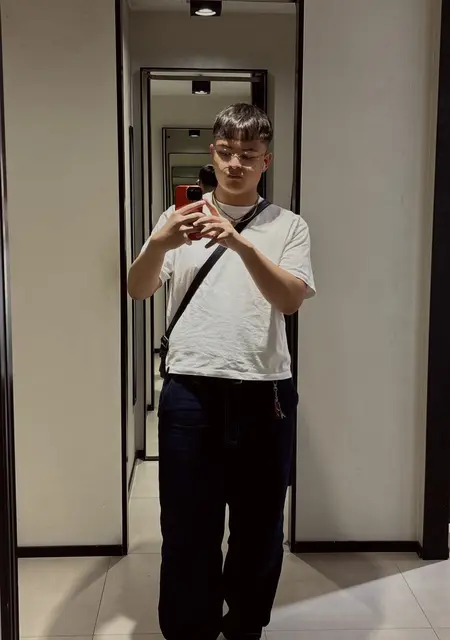 Я Josito, 18, знакомлюсь для общения в Лалин