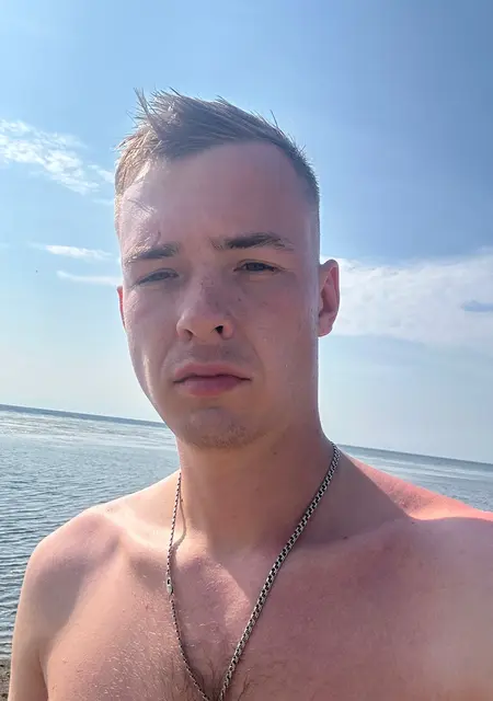 Я Иван, 24, знакомлюсь для открытые отношения в Мелитополе