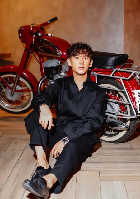 Я Руслан, 27, знакомлюсь на одну ночь в Дюссельдорфе