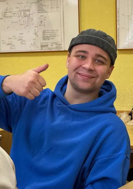 Я Максим, 21, из Минска, ищу знакомство для постоянных отношений