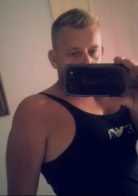 Vlad из Бая-Маре, мне 38, познакомлюсь на одну ночь