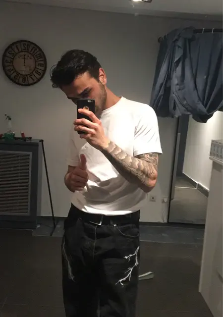 Я Sefa, 26, знакомлюсь для совместных путешествий в Анкаре