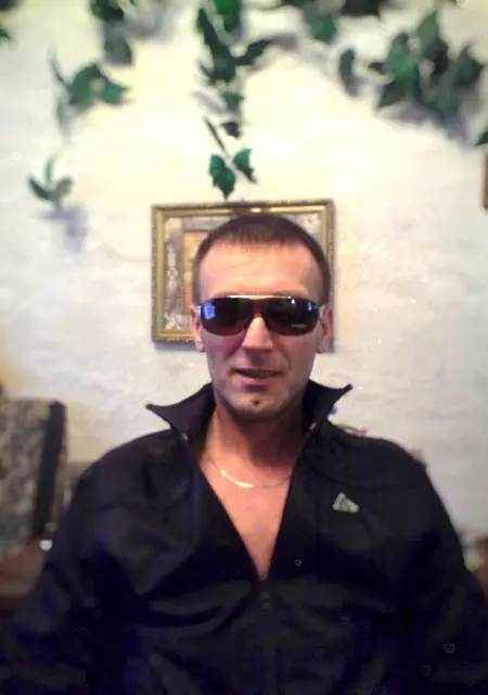 Олег з Миколаєва, мені 57 років, познайомлюсь без зобов'язань