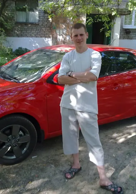 Я Евлампий, 42 років, знайомлюсь на одну ніч у Єнакієвому