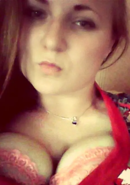 Anya из Минска, мне 28, познакомлюсь для постоянных отношений