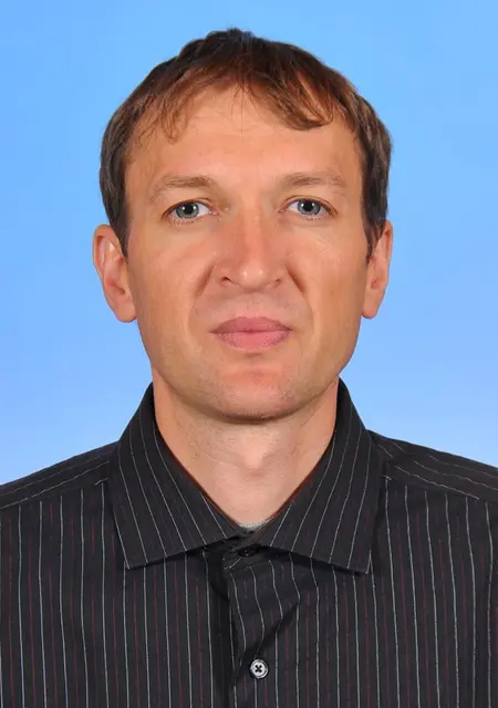 Vasilij з Мукачева, шукаю на сайті постійні стосунки