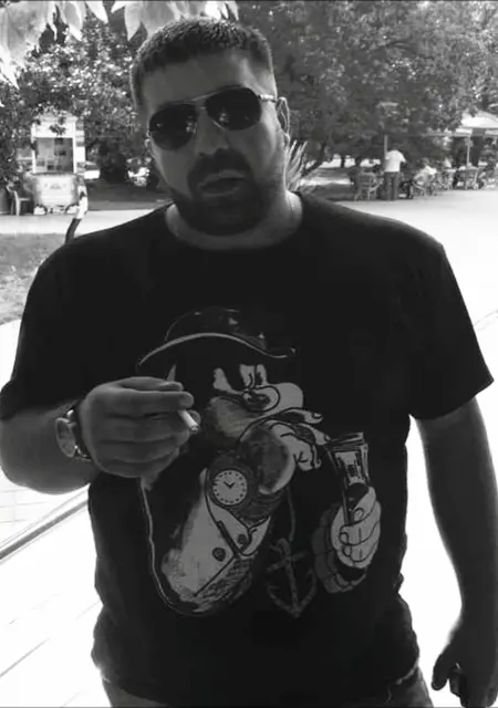 Я Эдуард, 41, из Анкары, ищу знакомства на одну ночь