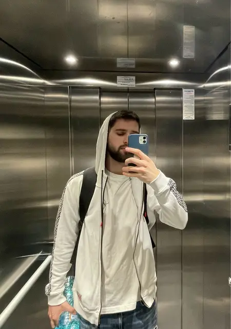 David из Волунтарей, мне 23, познакомлюсь на одну ночь