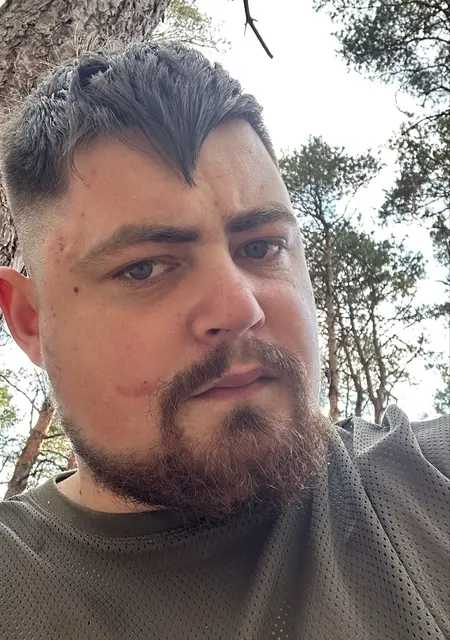 Миша из Вашингтона, ищу на сайте постоянные отношения