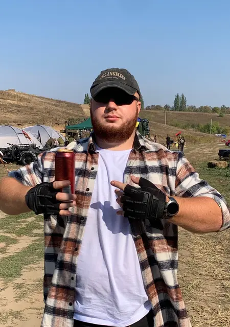 Я Олексій, 24 років, знайомлюсь для приємного проведення часу у Пирятине