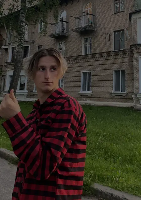 Я Андрей, 21, знакомлюсь без обязательств в Мяделе