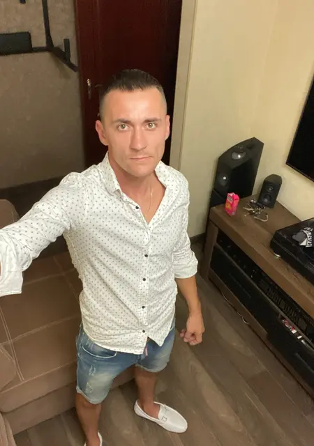Я Oleksandr, 30, из Одессы, ищу знакомства без обязательств