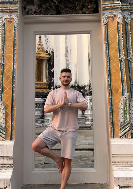 Я Михаил, 31, из Нью-йорка, ищу знакомство для открытые отношения