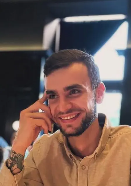 Максим из Берлина, мне 28, познакомлюсь для приятного времяпровождения