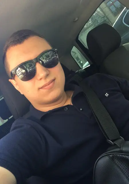 Виталий з Ужгорода, мені 30 років, познайомлюсь без зобов'язань