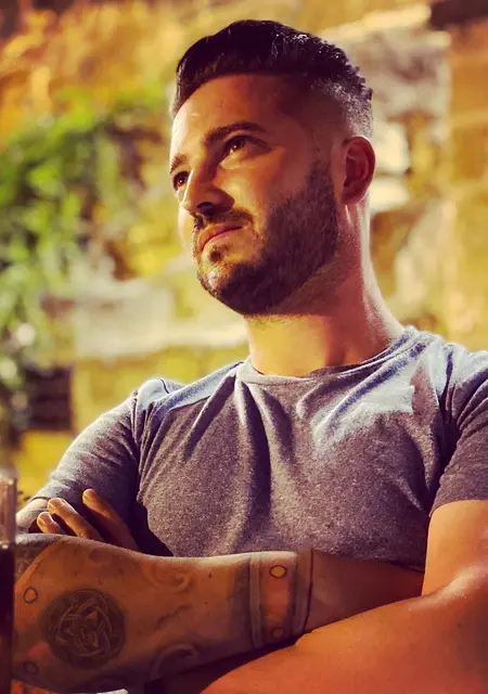 Crossfitero из Хаэна, ищу на сайте знакомства на одну ночь