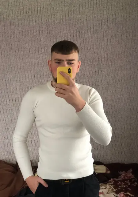 Я Андрій, 23, из Ровно, ищу знакомство для постоянных отношений