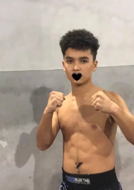 Adkamov из Андижана, мне 19, познакомлюсь для открытые отношения