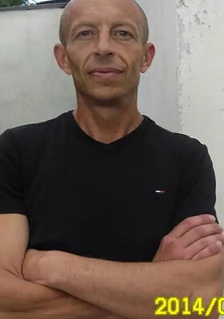 Я Женя, 51, из Херсона, ищу знакомство для постоянных отношений