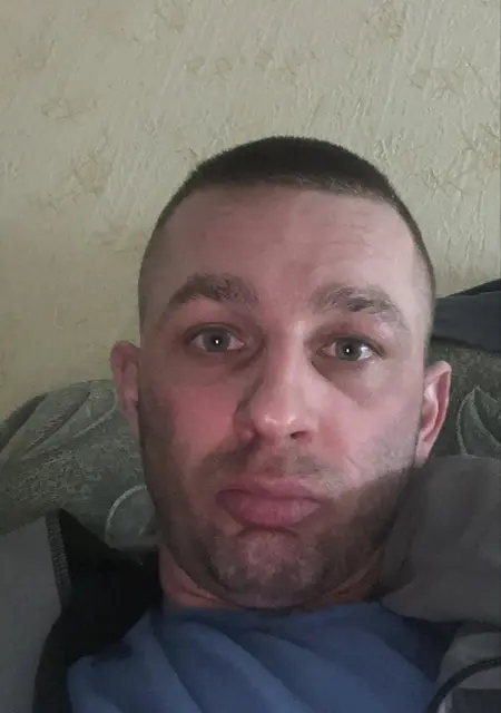 Я Артем, 32 років з Ірпінь, шукаю знайомство для дружби