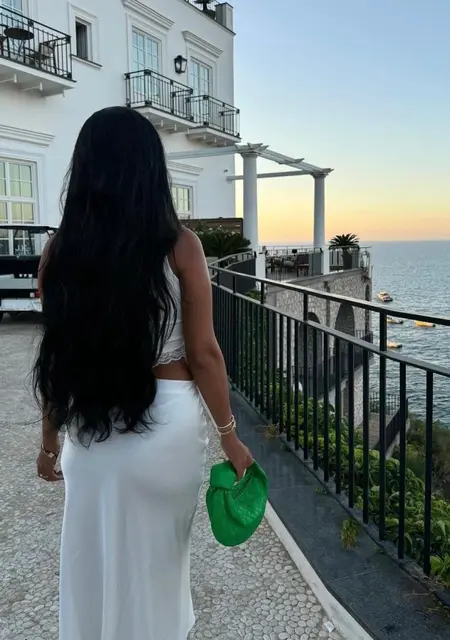 Я Лейла, 40, знакомлюсь для открытые отношения в Алматы