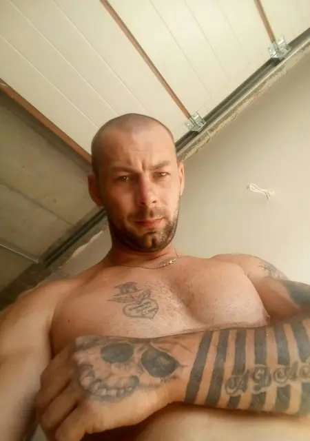 Wiktor Bukowski из Варшавы, мне 32, познакомлюсь без обязательств