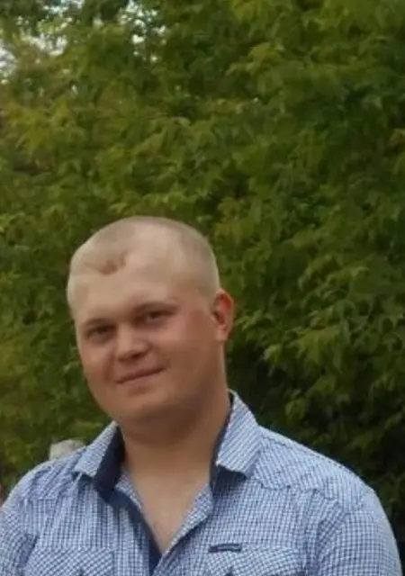 Я Семен, 31, знакомлюсь без обязательств в Бердянске