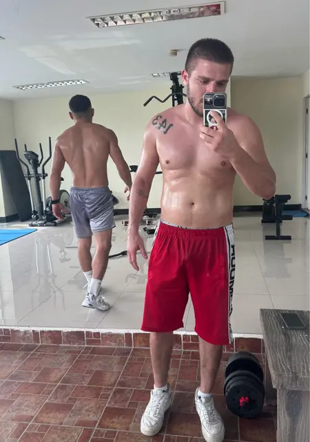 Я Рафаэль, 27, из Пхукета, ищу знакомство для дружбы