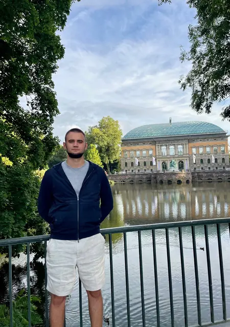 Я Maksim, 25, знакомлюсь для совместных путешествий в Кёльне