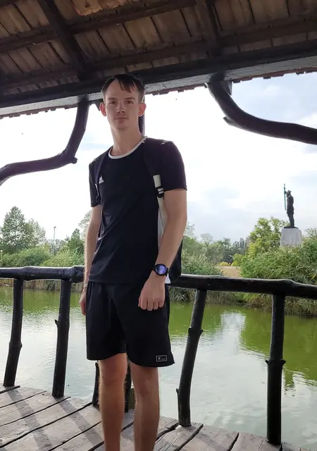 Я Бодя, 26, знакомлюсь для общения в Запорожье