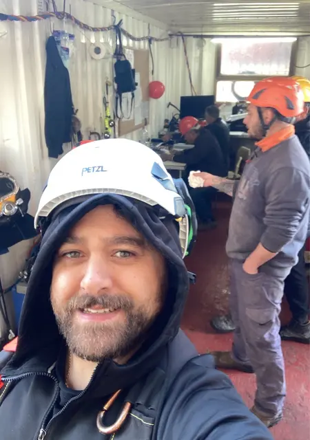 Я John, 41, из Палермо, ищу знакомства без обязательств