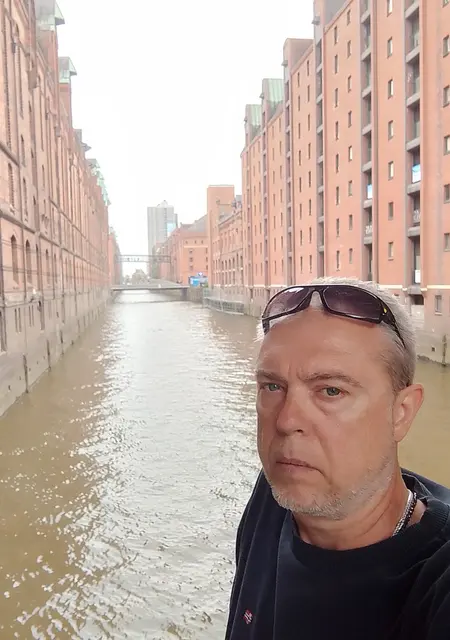 Александр из Гомеля, ищу на сайте знакомства без обязательств