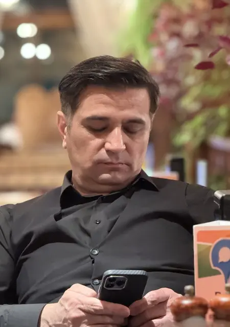 Ismail из Бад-Херсфельд, мне 29, познакомлюсь для постоянных отношений