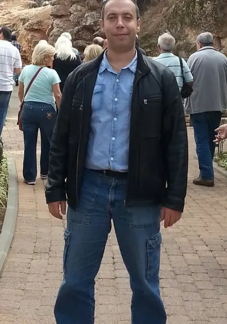 Юрий из Иерусалима, ищу на сайте знакомства без обязательств