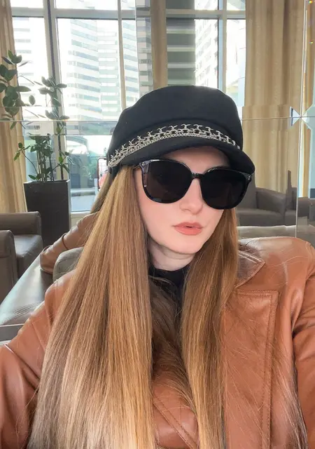Я Erica, 32, знакомлюсь для совместных путешествий в Амстердаме