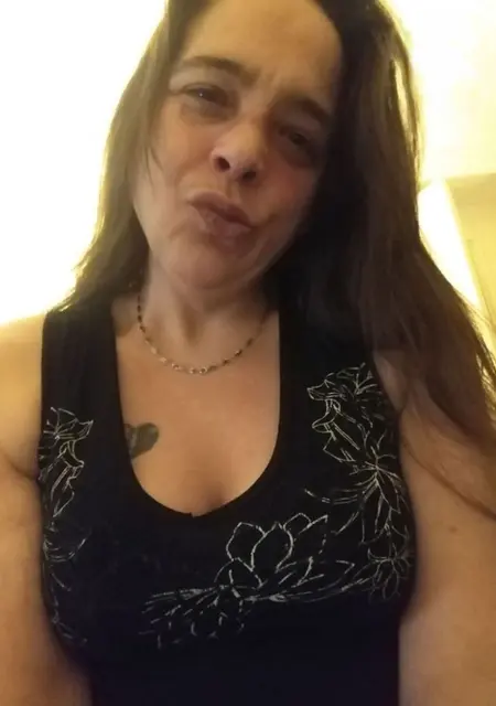 Laura из Лондона