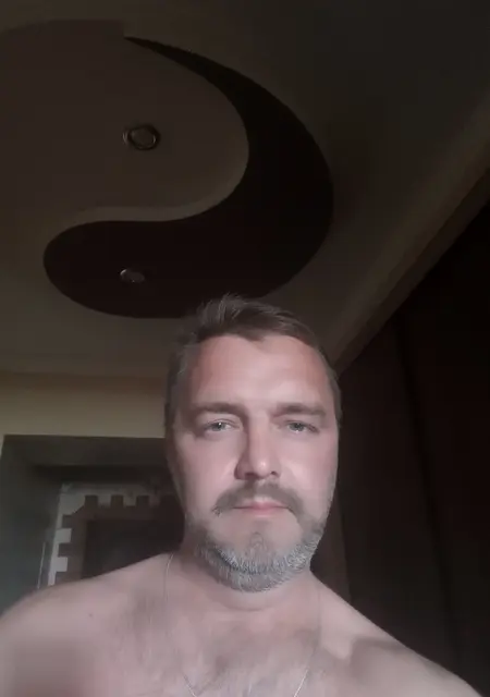 Игорь из Запорожья, ищу на сайте знакомства без обязательств