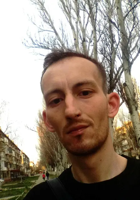 Юра з Новопскова, мені 29 років, познайомлюсь для вірт