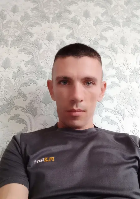 Я Руслан, 38, из Могилёва, ищу знакомство для постоянных отношений