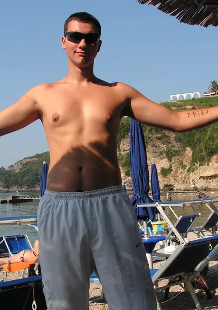 Я Слава, 31, знакомлюсь без обязательств в Гомеле