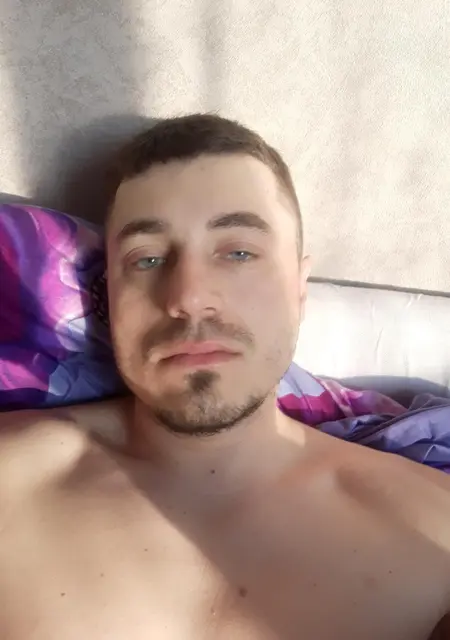 Я Шура, 25, из Столина, ищу знакомства на одну ночь